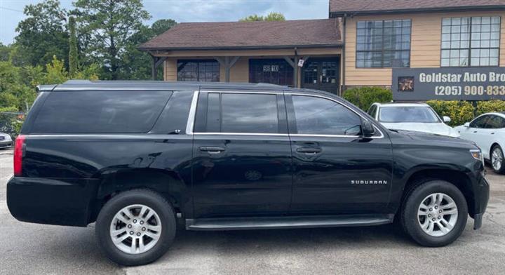 $16900 : 2018 Suburban LT image 4