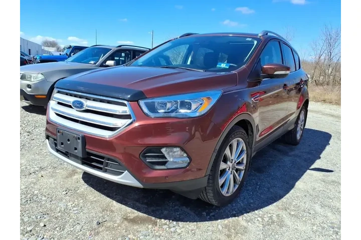 $16326 : Ford Escape 2018 AWD Titaniu image 3