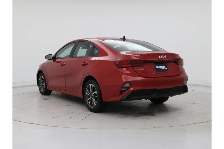 $17998 : Kia Forte 2024 LXS 4dr Sedan image 2
