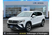 $19950 : Volkswagen Taos 2022 AWD SEL thumbnail