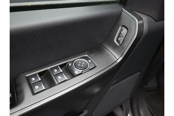 $36991 : Ford F-150 2023 4x2 XL 4dr S image 6