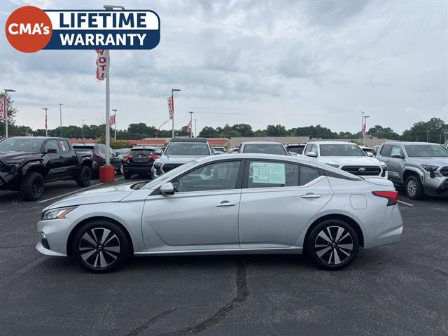 $20990 : PRE-OWNED 2022 NISSAN ALTIMA image 4