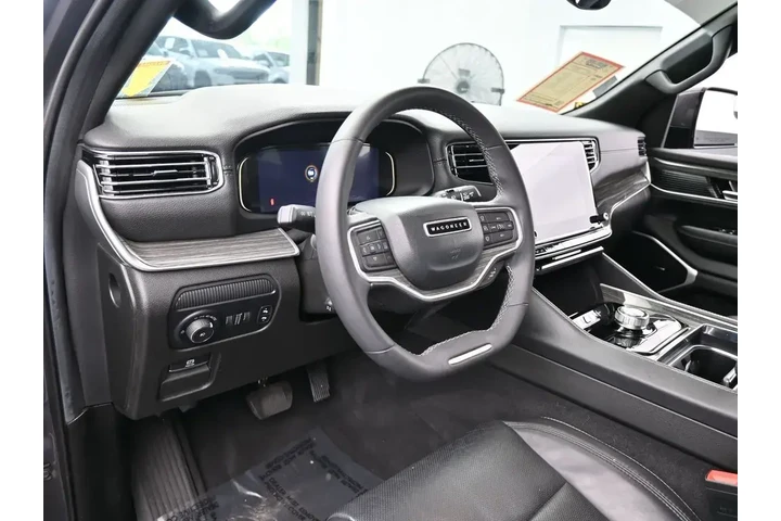 $37599 : Jeep Wagoneer 2022 4x2 Serie image 10