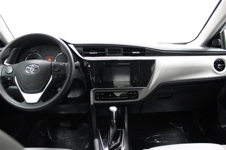 $12500 : 2019 Toyota Corolla LE Sedan image 4