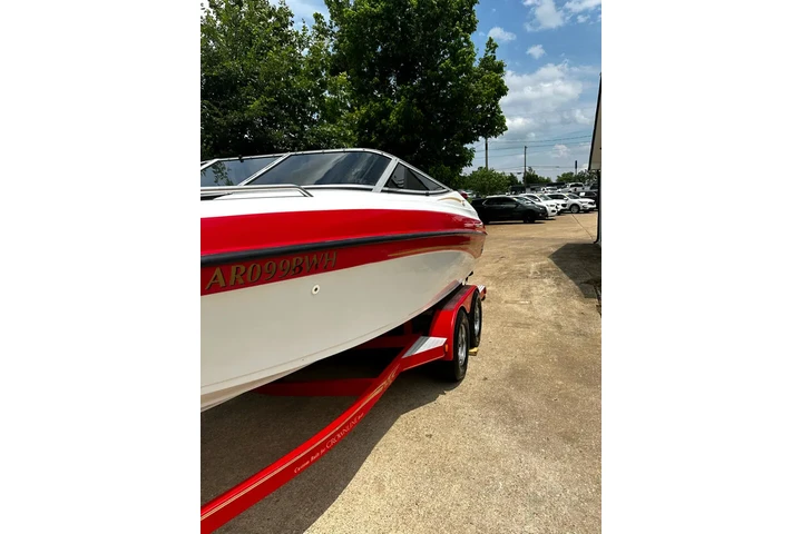 $13995 : 1999 Crownline 225 BR image 4