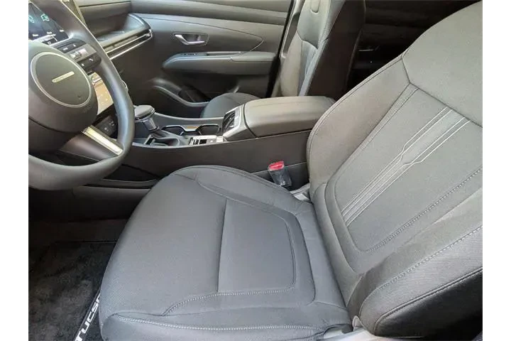 $29055 : Hyundai TUCSON 2026 SEL 4dr image 5