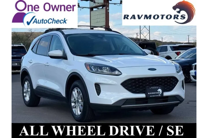 $17985 : 2021 Escape SE image 1