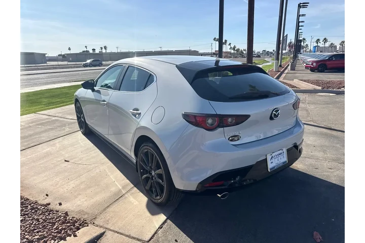 $22999 : Mazda Mazda3 Hatchback 2025 image 6