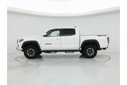 $39998 : Toyota Tacoma 2022 4x4 TRD P thumbnail