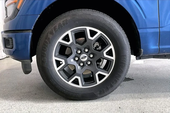 $39491 : Ford F-150 2024 4x2 STX 4dr image 6