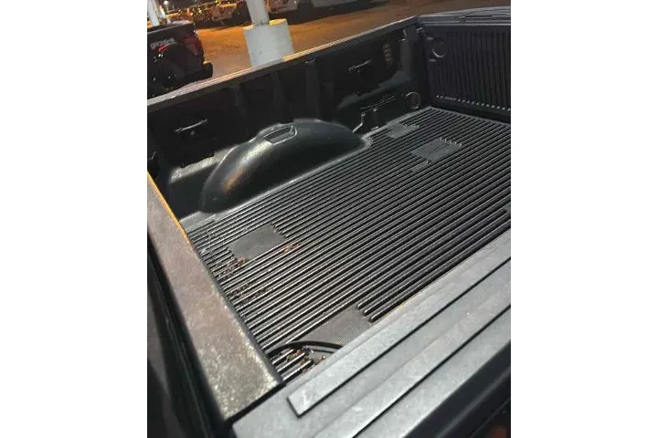 $29000 : Ford F-150 2017 4x4 Lariat 4 image 9