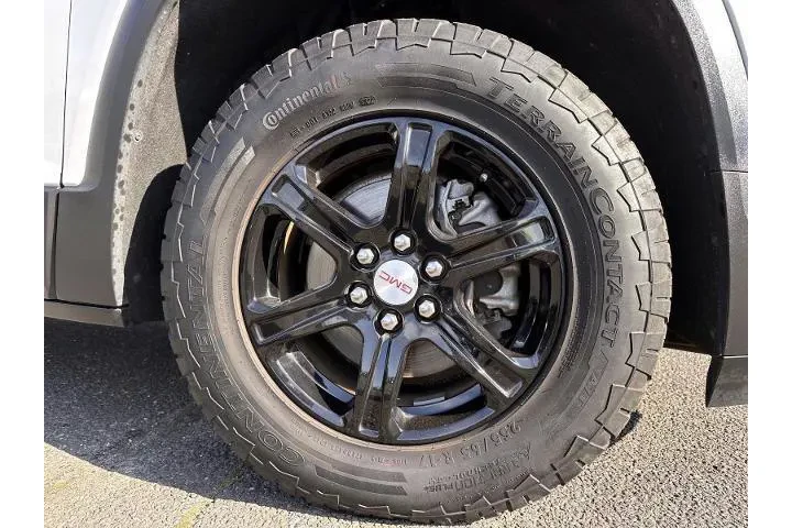 $32999 : GMC Acadia 2023 4x4 AT4 4dr image 6