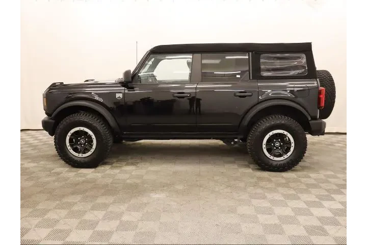 $39995 : Ford Bronco 2023 4x4 Base Ad image 4