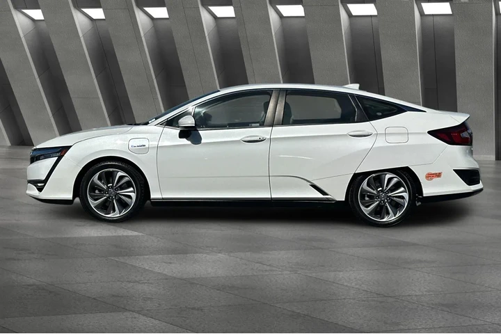 $19500 : Honda Clarity Plug-In Hybrid image 8