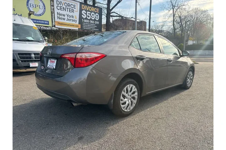 $11499 : 2018 Corolla LE image 7