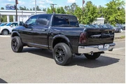 $28992 : Ram 1500 2018 4x4 Laramie 4d thumbnail