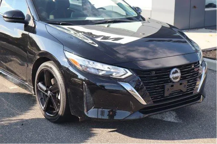 $18867 : Nissan Sentra 2025 SR 4dr Se image 4