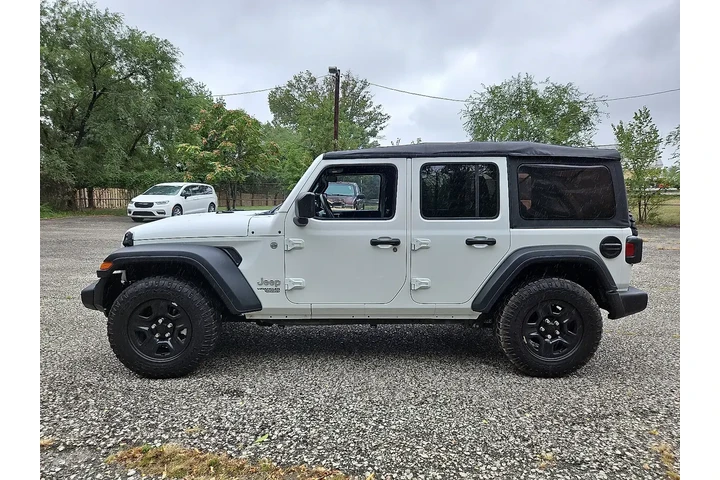 $20999 : Jeep Wrangler Unlimited 2018 image 2