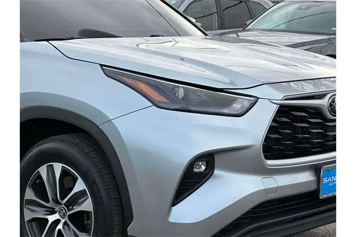 $35959 : Toyota Highlander 2023 AWD X image 7