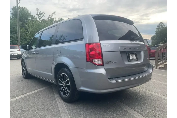 $11985 : Dodge Grand Caravan 2019 GT image 7
