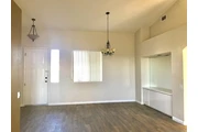$2495 : BELL GARDENS CASA $2495 thumbnail