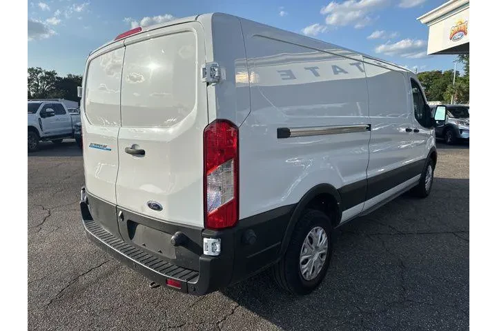 $27991 : Ford E-Transit 2023 350 3dr image 5