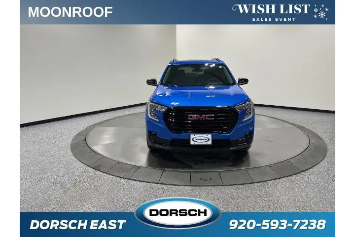 $27446 : GMC Terrain 2024 AWD SLT 4dr image 2