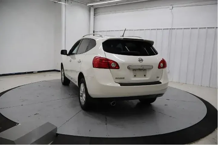 $6888 : Nissan Rogue 2013 S 4dr Cros image 6