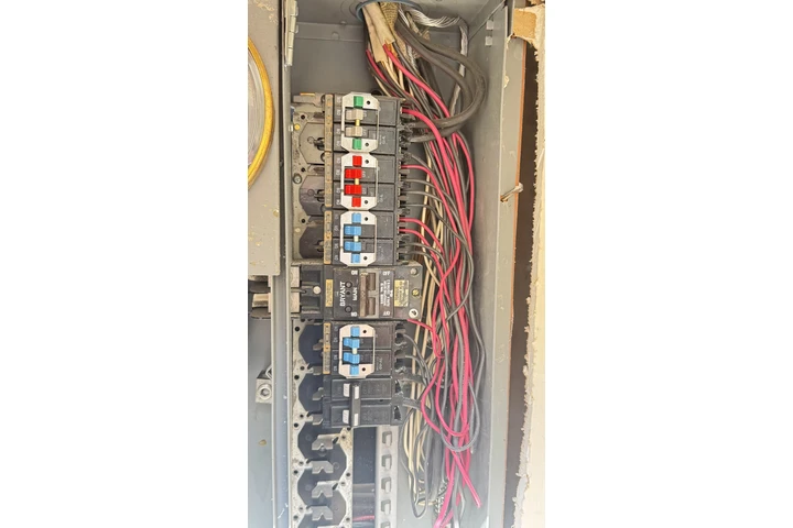 Romero’s Electric image 8