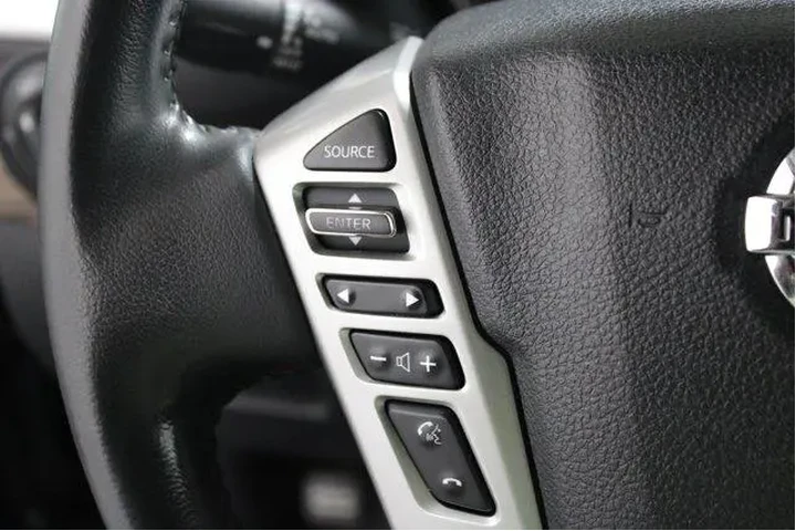 $27951 : Nissan Titan XD 2018 4x4 SL image 9