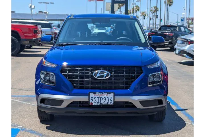 $18773 : Hyundai VENUE 2025 SE 4dr Cr image 2