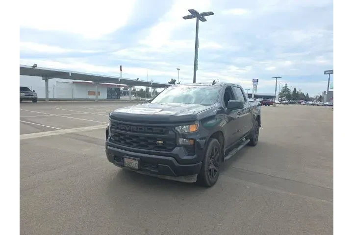 $32500 : Chevrolet Silverado 1500 202 image 3