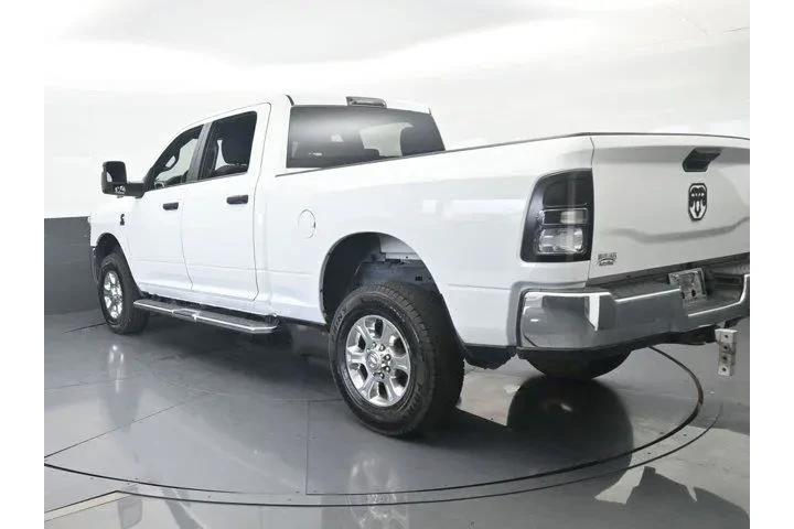 $39242 : Ram 2500 2024 4x4 Big Horn 4 image 4