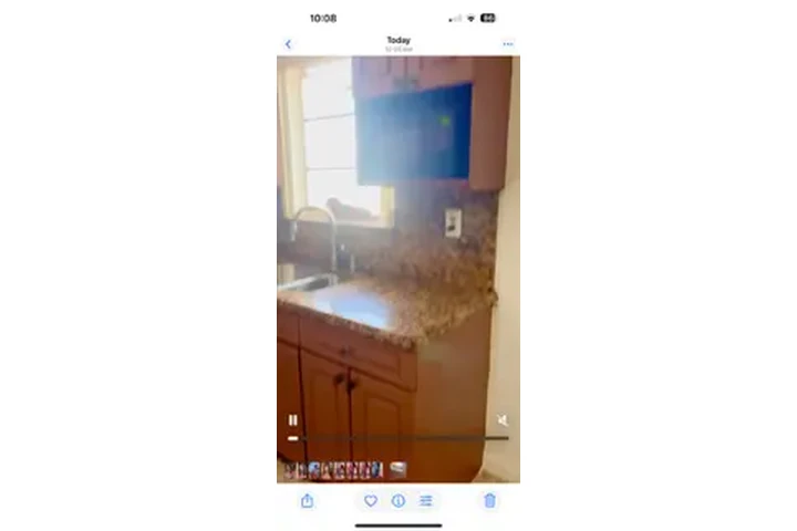 $2800 : RENTA DUPLEX EN HIALEAH image 1