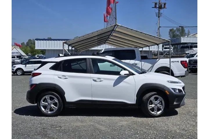 $22500 : Hyundai KONA 2023 AWD SEL 4d image 3