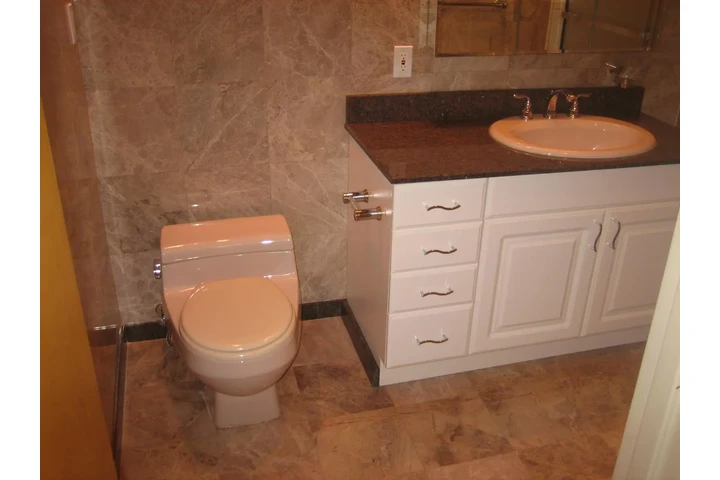 $3100 : Maspeth Apartamento 2 Dorm image 5