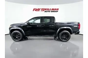 $37975 : Chevrolet Colorado 2024 4x4 thumbnail