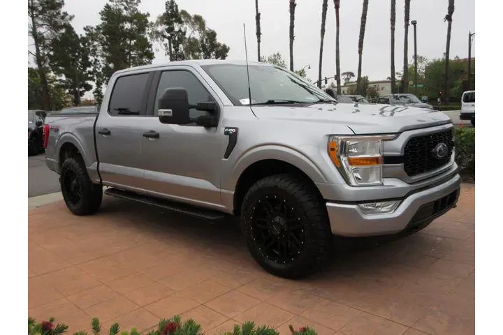 $33499 : Ford F-150 2021 4x4 XL 4dr S image 6