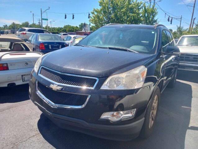 $6500 : 2010 Traverse LT image 3