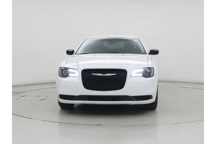 $22998 : Chrysler 300 2020 AWD Tourin image 5