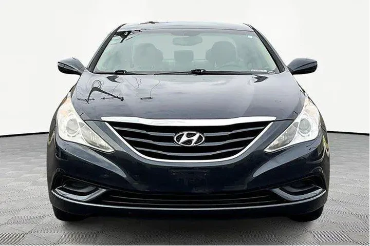 $7655 : Hyundai SONATA 2013 GLS 4dr image 2