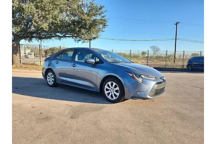 $20496 : Toyota Corolla 2024 LE 4dr S image 1