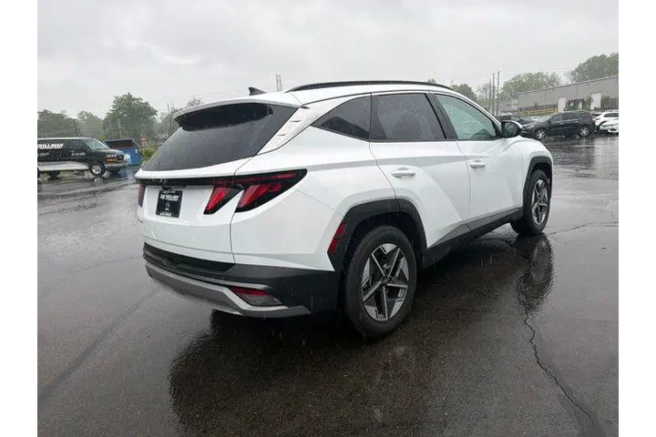 $26980 : Hyundai TUCSON 2025 SEL 4dr image 9