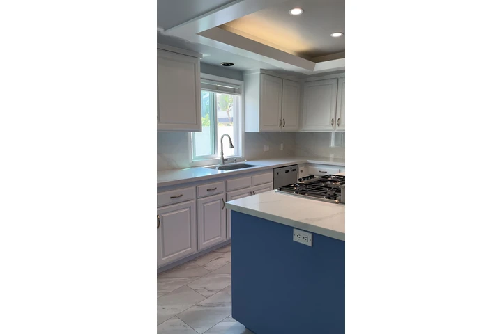 Pintor de gabinetes wood refin image 5