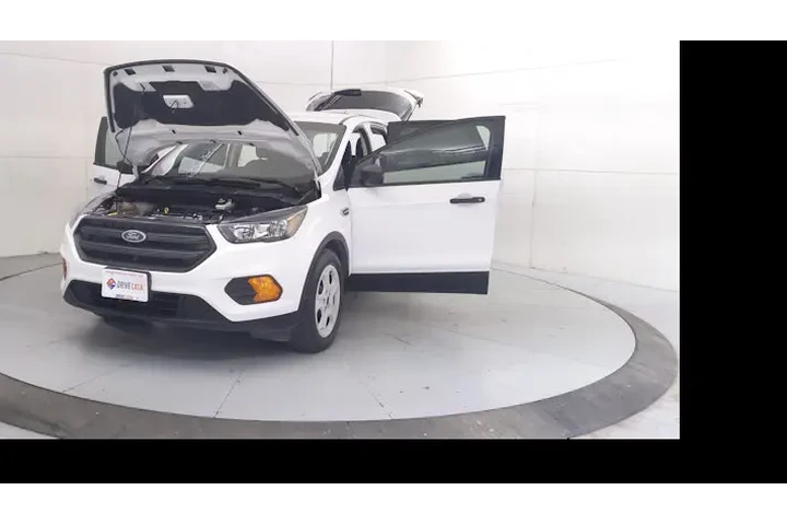 2015 Escape SE 4WD image 10