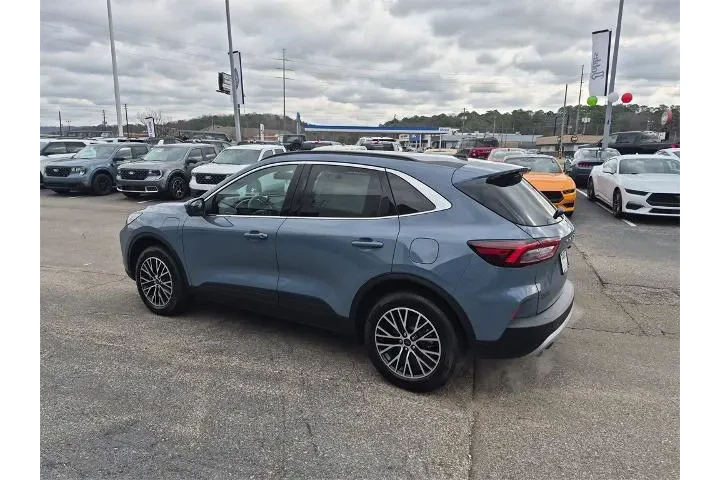 $28224 : Ford Escape Plug-In Hybrid 2 image 5