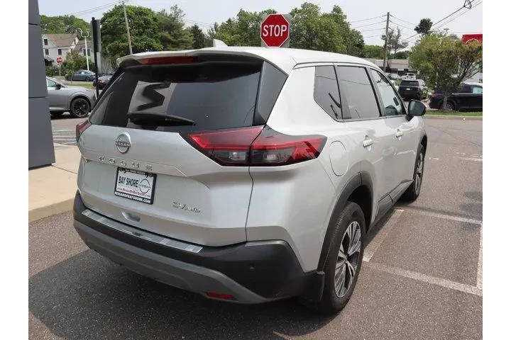 $19748 : Nissan Rogue 2022 AWD SV 4dr image 6