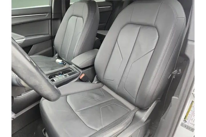 $18766 : Audi Q3 2020 AWD quattro S l image 7