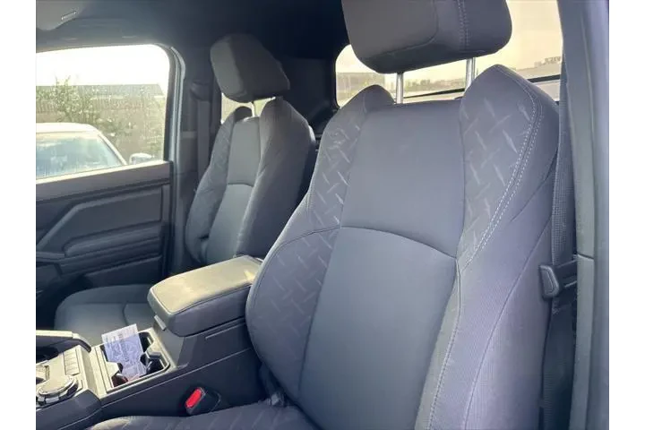 $33995 : Toyota Tacoma 2024 4x4 SR 2d image 6