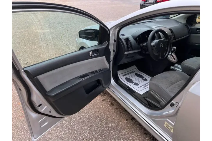 $5999 : 2012 Sentra 2.0 SR image 9